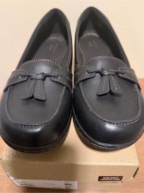 Collection By Clarks CC Ashland Bubb Black Loafers - Size 8.5W

📍 Worn Only Once